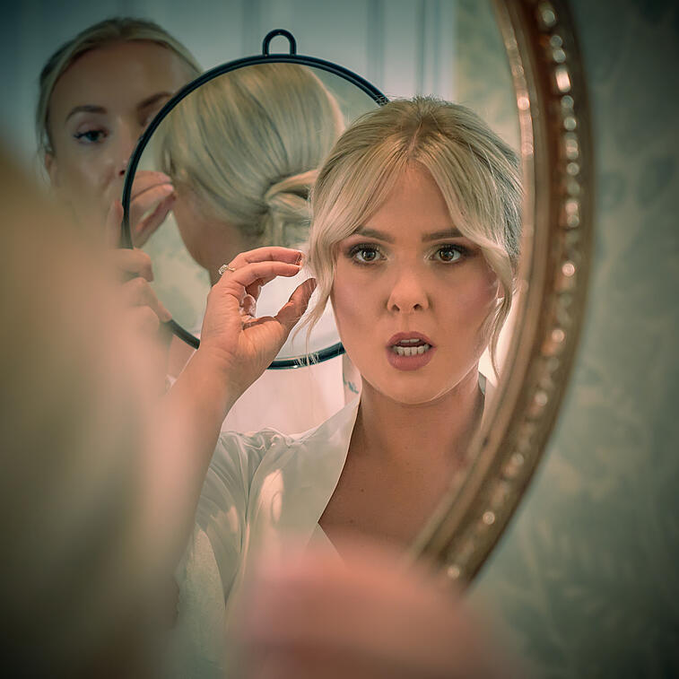 Bridge looking in the mirror